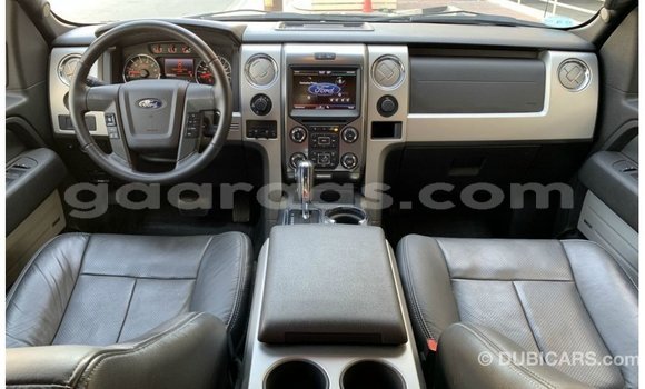 Acheter Import Voiture Ford Club Wagon Noir à Import - Dubai, Dakar Acheter Import Voiture Ford Club Wagon Noir à Import - Dubai, Dakar
