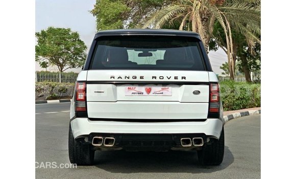 Acheter Import Voiture Land Rover Range Rover Blanc à Import - Dubai, Dakar Acheter Import Voiture Land Rover Range Rover Blanc à Import - Dubai, Dakar