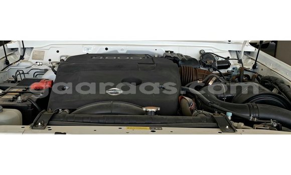 Acheter Import Voiture Nissan Patrol Blanc à Import - Dubai, Dakar Acheter Import Voiture Nissan Patrol Blanc à Import - Dubai, Dakar