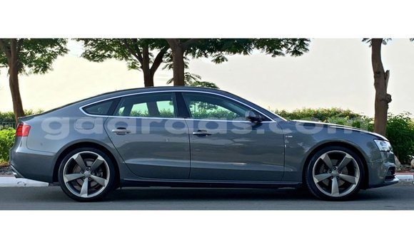 Acheter Import Voiture Audi 100 Autre à Import - Dubai, Dakar Acheter Import Voiture Audi 100 Autre à Import - Dubai, Dakar