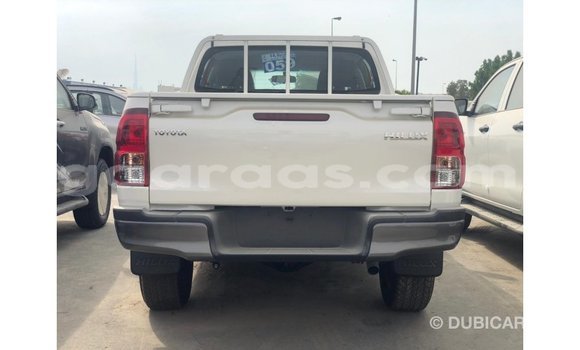 Buy Import Toyota Hilux White Car in Import - Dubai in Dakar Buy Import Toyota Hilux White Car in Import - Dubai in Dakar