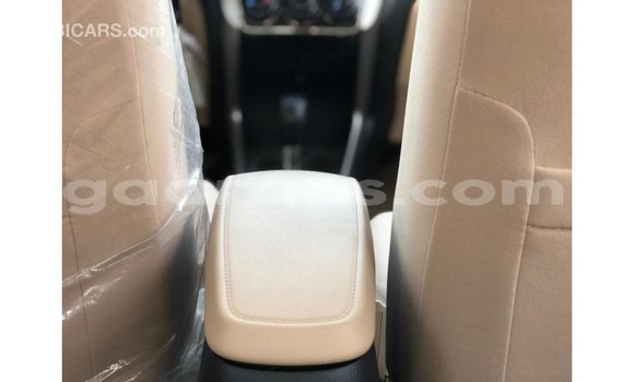 Buy Import Toyota Yaris White Car in Import - Dubai in Dakar Buy Import Toyota Yaris White Car in Import - Dubai in Dakar