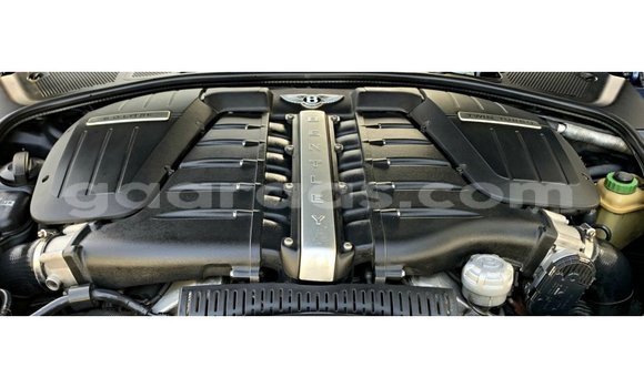 Acheter Import Voiture Bentley Continental Flying Spur Bleu à Import - Dubai, Dakar Acheter Import Voiture Bentley Continental Flying Spur Bleu à Import - Dubai, Dakar