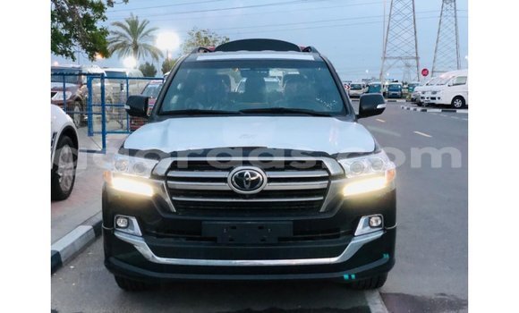 Buy Import Toyota Land Cruiser Black Car in Import - Dubai in Dakar Buy Import Toyota Land Cruiser Black Car in Import - Dubai in Dakar