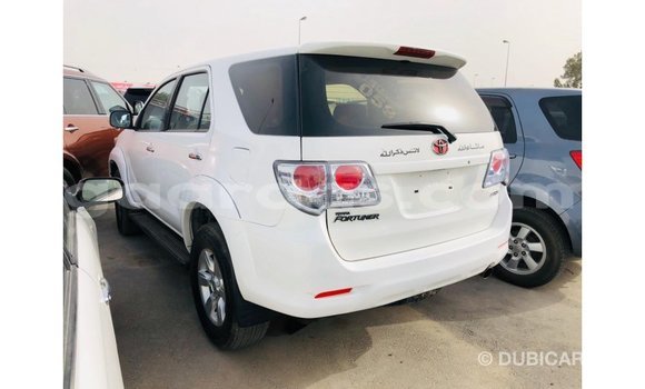 Dieundeu Imported Toyota Fortuner White Auto in Import - Dubai in Dakar Dieundeu Imported Toyota Fortuner White Auto in Import - Dubai in Dakar
