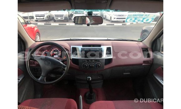 Buy Import Toyota Hilux White Car in Import - Dubai in Dakar Buy Import Toyota Hilux White Car in Import - Dubai in Dakar