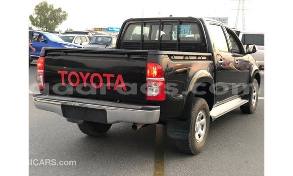 Dieundeu Imported Toyota Hilux Black Auto in Import - Dubai in Dakar Dieundeu Imported Toyota Hilux Black Auto in Import - Dubai in Dakar