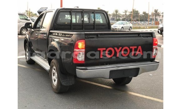 Dieundeu Imported Toyota Hilux Black Auto in Import - Dubai in Dakar Dieundeu Imported Toyota Hilux Black Auto in Import - Dubai in Dakar