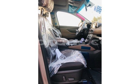 Dieundeu Imported Hyundai Santa Fe Blue Auto in Import - Dubai in Dakar Dieundeu Imported Hyundai Santa Fe Blue Auto in Import - Dubai in Dakar