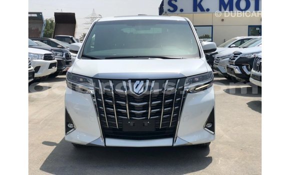 Dieundeu Imported Toyota Alphard White Auto in Import - Dubai in Dakar Dieundeu Imported Toyota Alphard White Auto in Import - Dubai in Dakar