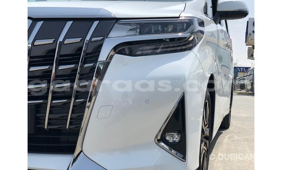 Dieundeu Imported Toyota Alphard White Auto in Import - Dubai in Dakar Dieundeu Imported Toyota Alphard White Auto in Import - Dubai in Dakar