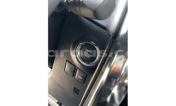 Dieundeu Imported Toyota Alphard White Auto in Import - Dubai in Dakar Dieundeu Imported Toyota Alphard White Auto in Import - Dubai in Dakar