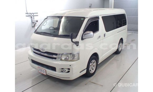 Buy Import Toyota Regius White Car in Import - Dubai in Dakar Buy Import Toyota Regius White Car in Import - Dubai in Dakar