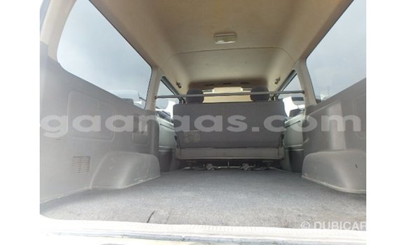 Buy Import Toyota Regius White Car in Import - Dubai in Dakar Buy Import Toyota Regius White Car in Import - Dubai in Dakar