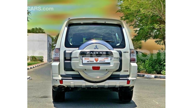 Big with watermark mitsubishi pajero dakar import dubai 6233