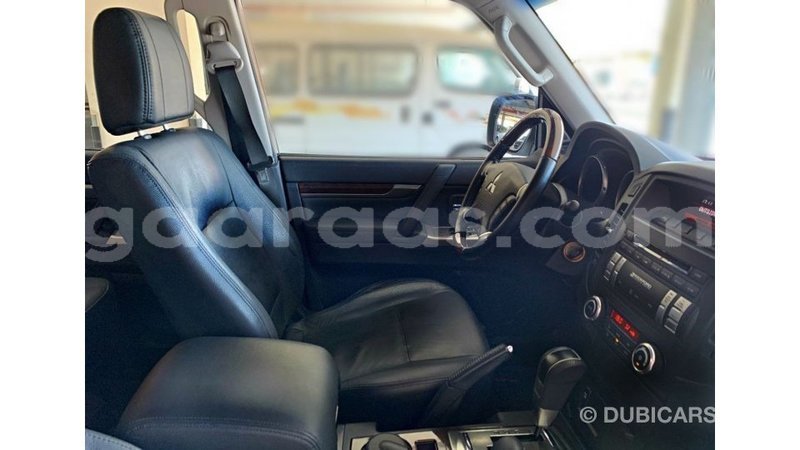 Big with watermark mitsubishi pajero dakar import dubai 6233