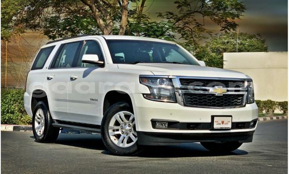 Buy Import Chevrolet Tahoe White Car in Import - Dubai in Dakar