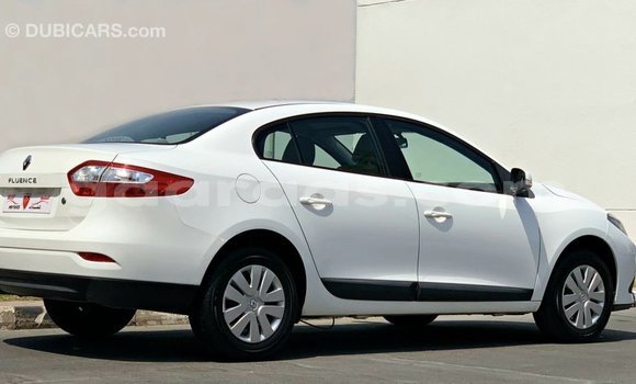 Acheter Import Voiture Renault Fluence Blanc à Import - Dubai, Dakar Acheter Import Voiture Renault Fluence Blanc à Import - Dubai, Dakar