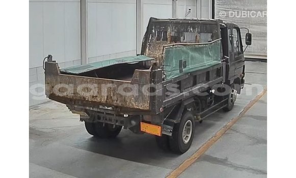 Buy Import Nissan Evalia Brown Truck in Import - Dubai in Dakar Buy Import Nissan Evalia Brown Truck in Import - Dubai in Dakar