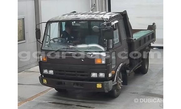 Buy Import Nissan Evalia Brown Truck in Import - Dubai in Dakar Buy Import Nissan Evalia Brown Truck in Import - Dubai in Dakar