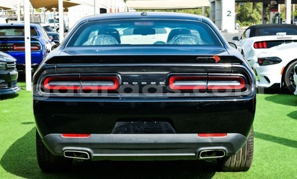 Buy Import Dodge Challenger Black Car in Import - Dubai in Dakar Buy Import Dodge Challenger Black Car in Import - Dubai in Dakar