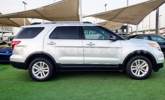 Acheter Import Voiture Ford Explorer Autre à Import - Dubai, Dakar Acheter Import Voiture Ford Explorer Autre à Import - Dubai, Dakar