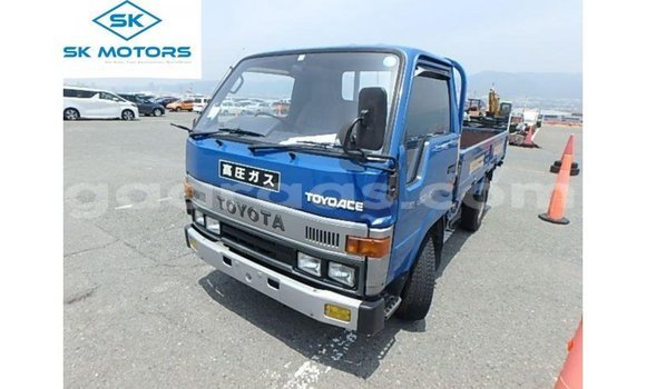 Buy Import Toyota 4Runner Blue Car in Import - Dubai in Dakar