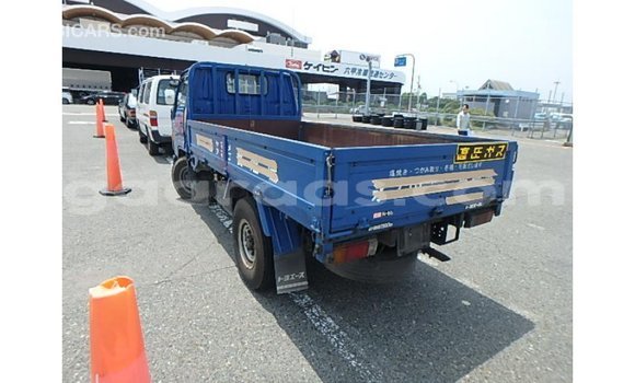 Buy Import Toyota 4Runner Blue Car in Import - Dubai in Dakar Buy Import Toyota 4Runner Blue Car in Import - Dubai in Dakar