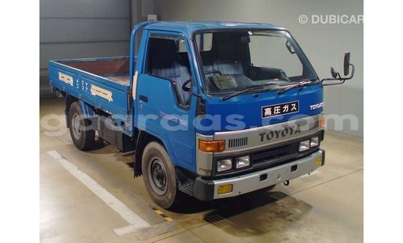 Buy Import Toyota 4Runner Blue Car in Import - Dubai in Dakar Buy Import Toyota 4Runner Blue Car in Import - Dubai in Dakar