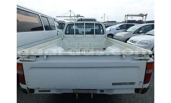 Buy Import Toyota Hilux White Car in Import - Dubai in Dakar Buy Import Toyota Hilux White Car in Import - Dubai in Dakar