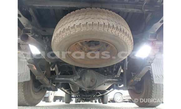 Buy Import Toyota Hilux White Car in Import - Dubai in Dakar Buy Import Toyota Hilux White Car in Import - Dubai in Dakar