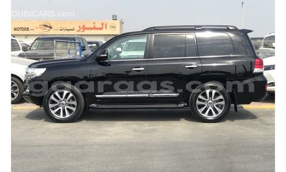 Buy Import Toyota Land Cruiser Black Car in Import - Dubai in Dakar Buy Import Toyota Land Cruiser Black Car in Import - Dubai in Dakar