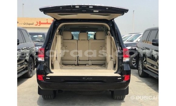 Buy Import Toyota Land Cruiser Black Car in Import - Dubai in Dakar Buy Import Toyota Land Cruiser Black Car in Import - Dubai in Dakar