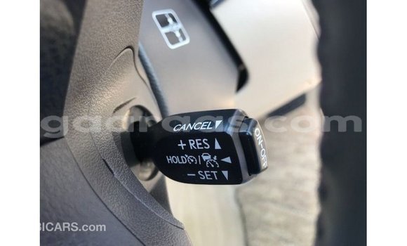 Buy Import Toyota Land Cruiser Black Car in Import - Dubai in Dakar Buy Import Toyota Land Cruiser Black Car in Import - Dubai in Dakar