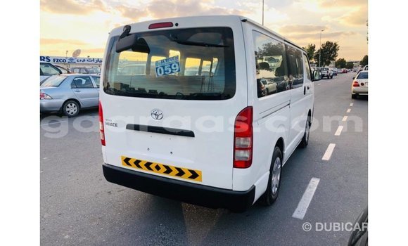Dieundeu Imported Toyota Hiace White Auto in Import - Dubai in Dakar Dieundeu Imported Toyota Hiace White Auto in Import - Dubai in Dakar
