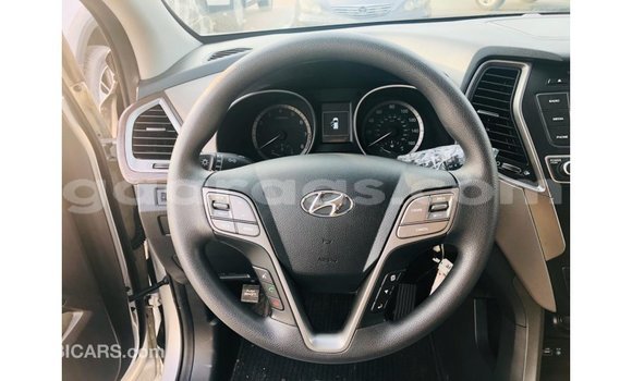 Buy Import Hyundai Santa Fe Other Car in Import - Dubai in Dakar Buy Import Hyundai Santa Fe Other Car in Import - Dubai in Dakar