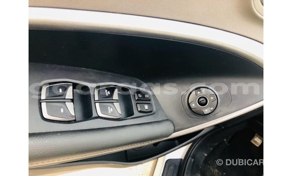 Buy Import Hyundai Santa Fe Other Car in Import - Dubai in Dakar Buy Import Hyundai Santa Fe Other Car in Import - Dubai in Dakar
