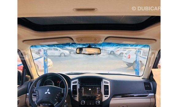 Dieundeu Imported Mitsubishi Pajero Black Auto in Import - Dubai in Dakar Dieundeu Imported Mitsubishi Pajero Black Auto in Import - Dubai in Dakar