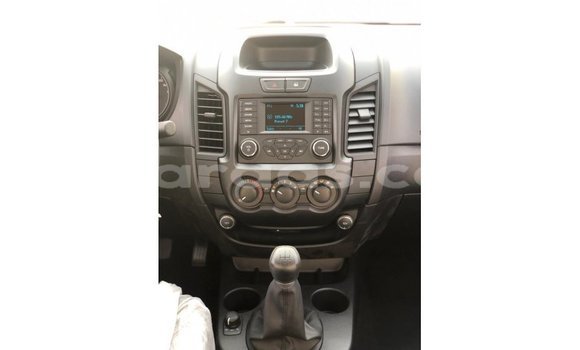 Buy Import Ford Ranger Brown Car in Import - Dubai in Dakar Buy Import Ford Ranger Brown Car in Import - Dubai in Dakar