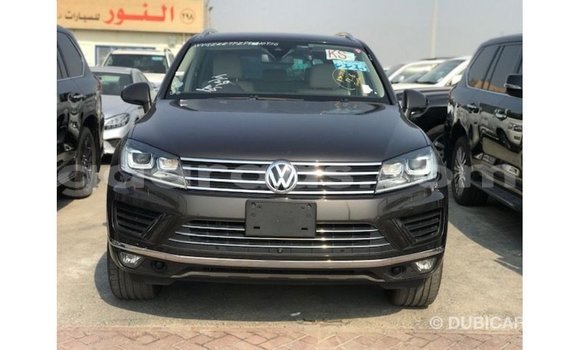 Dieundeu Imported Volkswagen Touareg Brown Auto in Import - Dubai in Dakar Dieundeu Imported Volkswagen Touareg Brown Auto in Import - Dubai in Dakar
