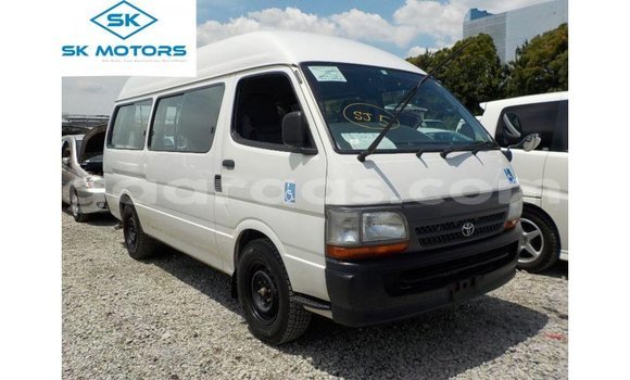 Acheter Import Voiture Toyota Hiace Blanc à Import - Dubai, Dakar