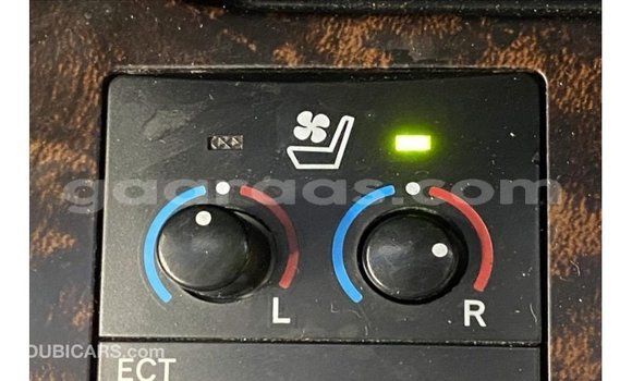 Acheter Import Voiture Toyota Land Cruiser Noir à Import - Dubai, Dakar Acheter Import Voiture Toyota Land Cruiser Noir à Import - Dubai, Dakar