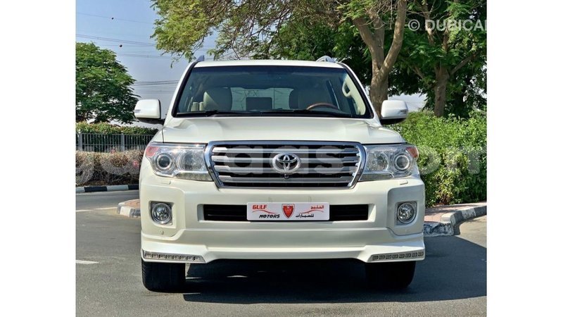 Big with watermark toyota land cruiser dakar import dubai 6357