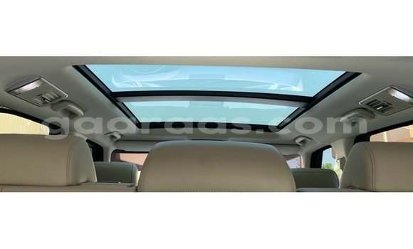 Acheter Import Voiture Land Rover Range Rover Marron à Import - Dubai, Dakar Acheter Import Voiture Land Rover Range Rover Marron à Import - Dubai, Dakar