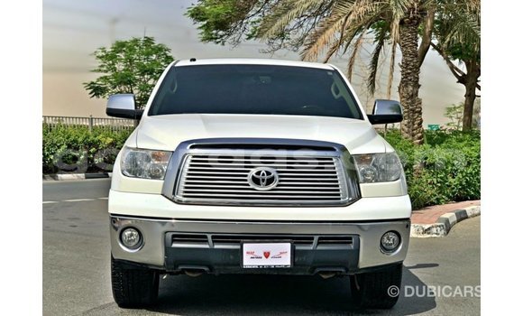 Acheter Import Voiture Toyota Tundra Blanc à Import - Dubai, Dakar Acheter Import Voiture Toyota Tundra Blanc à Import - Dubai, Dakar