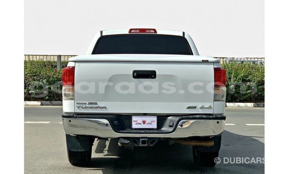 Acheter Import Voiture Toyota Tundra Blanc à Import - Dubai, Dakar Acheter Import Voiture Toyota Tundra Blanc à Import - Dubai, Dakar