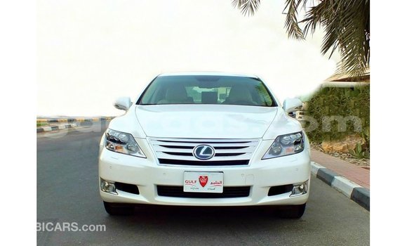Acheter Import Voiture Lexus LS Blanc à Import - Dubai, Dakar Acheter Import Voiture Lexus LS Blanc à Import - Dubai, Dakar