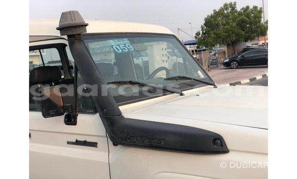 Dieundeu Imported Toyota Land Cruiser White Auto in Import - Dubai in Dakar Dieundeu Imported Toyota Land Cruiser White Auto in Import - Dubai in Dakar