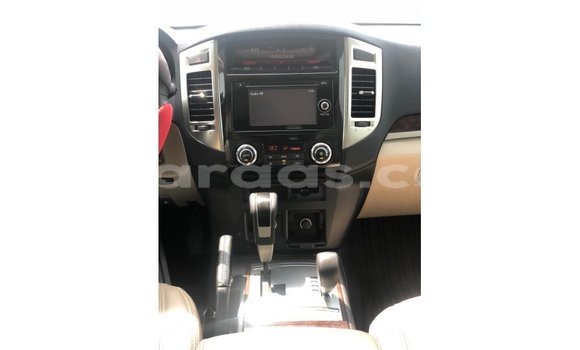 Buy Import Mitsubishi Pajero Red Car in Import - Dubai in Dakar Buy Import Mitsubishi Pajero Red Car in Import - Dubai in Dakar