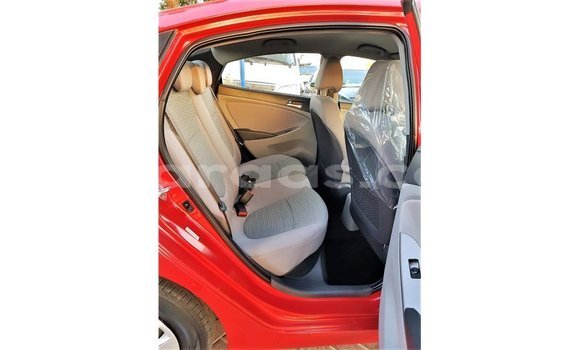 Buy Import Hyundai Accent Red Car in Import - Dubai in Dakar Buy Import Hyundai Accent Red Car in Import - Dubai in Dakar